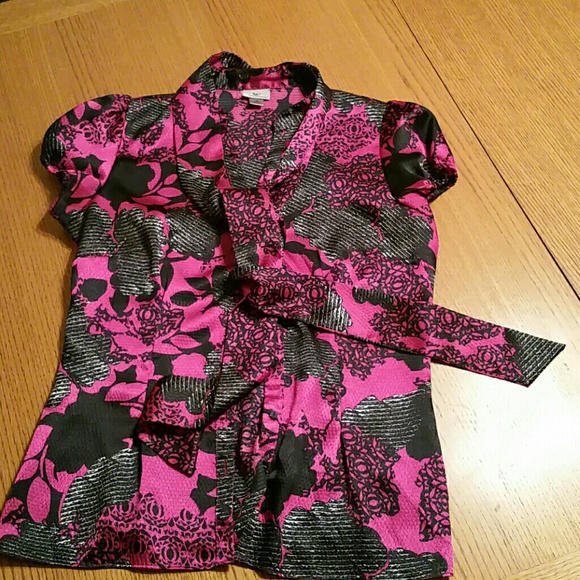 Front tie blouse