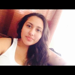 Meet your Posher, Araceli