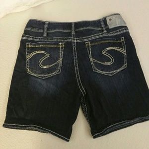 Women's silver Suki midi shorts.