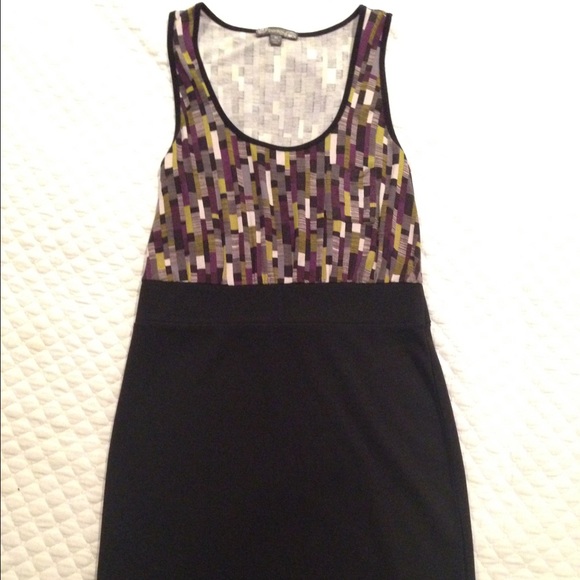 Dress - Picture 3 of 4