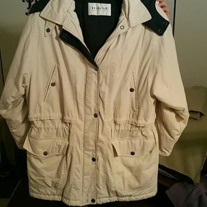 Mid thigh heavy coat