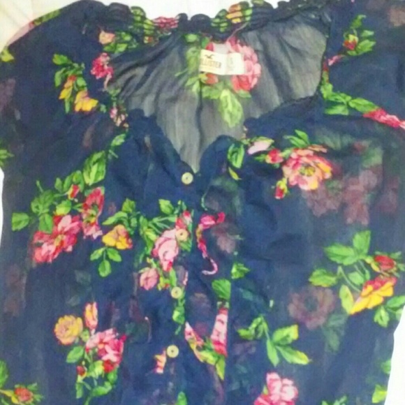 Hollister Floral Top