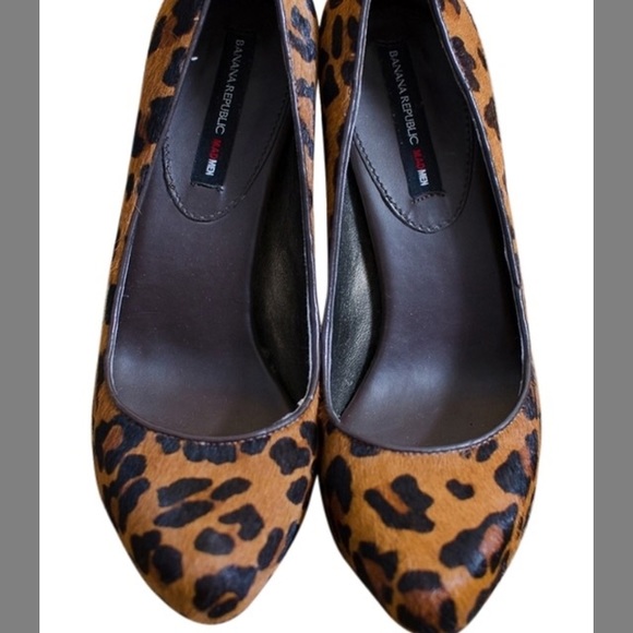 Banana Republic MadMen leopard print heels