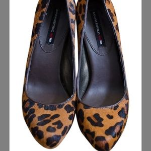 Banana Republic MadMen leopard print heels