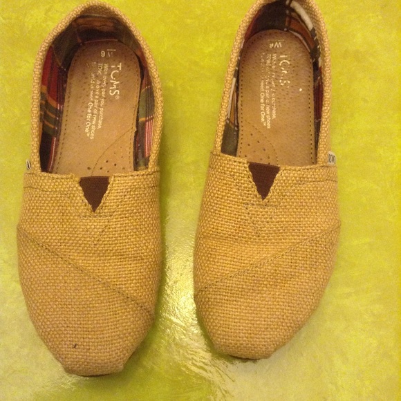 TOMS