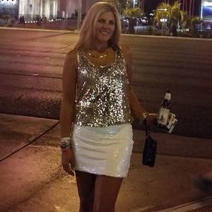 Meet your Posher, Naomi