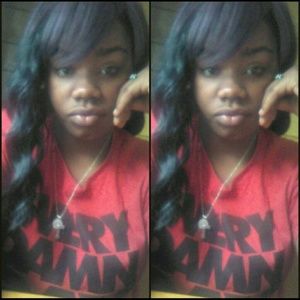 Meet your Posher, Momo