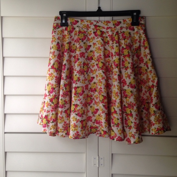 Floral Flowy Skirt