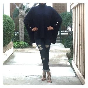 Alfani turtle neck top. Size L