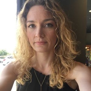 Meet your Posher, Whitney