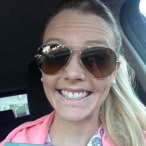 Meet your Posher, Kim