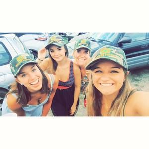 Meet your Posher, Lena