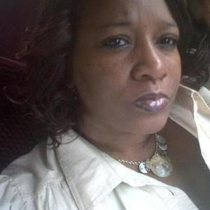 Meet your Posher, Beverly