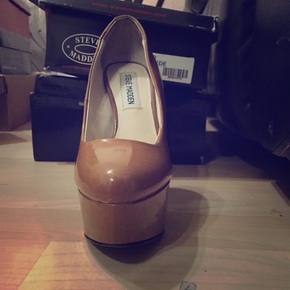 Steve Madden pumps