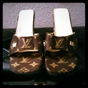 Authentic Louis vuitton  shoes