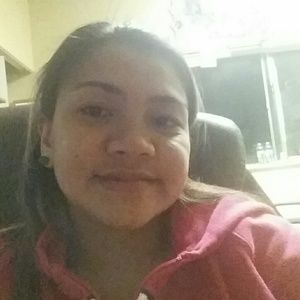 Meet your Posher, Noemi