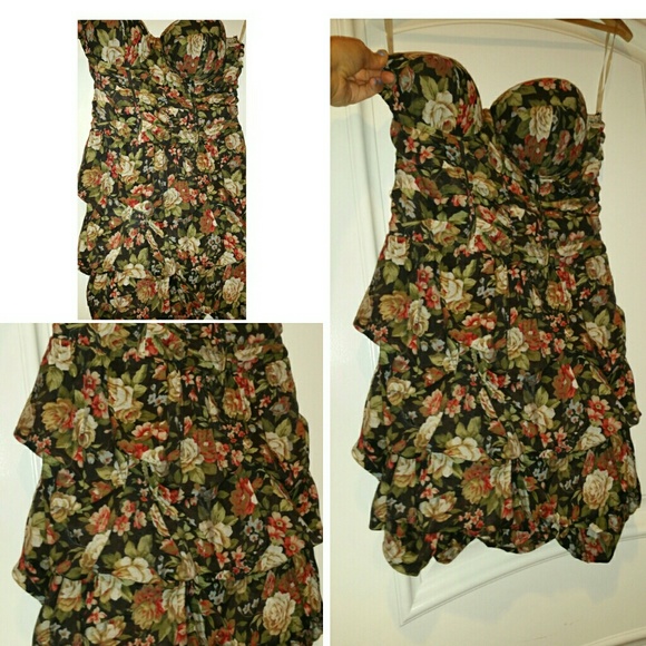 Dress - Picture 1 of 1