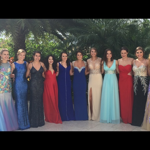 Meet your Posher, Sandra - Picture 4 of 4