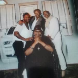 Meet your Posher, Latonya