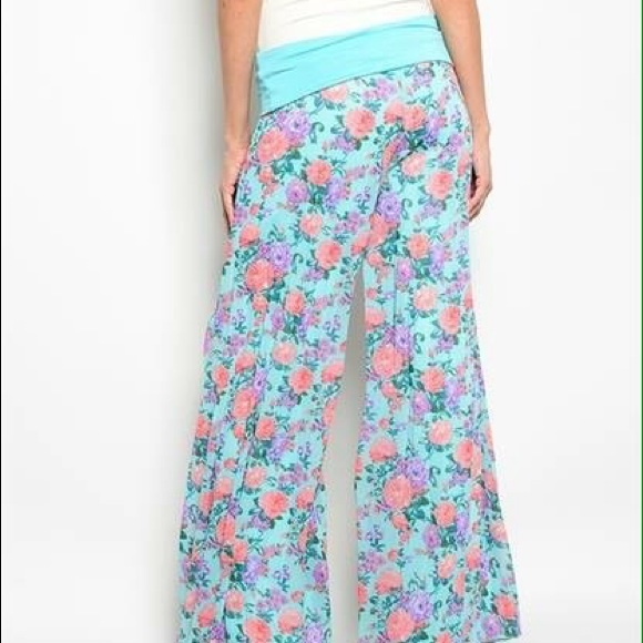 🌹HOST PICK BTB- new super soft flare leg pants S - Picture 2 of 4