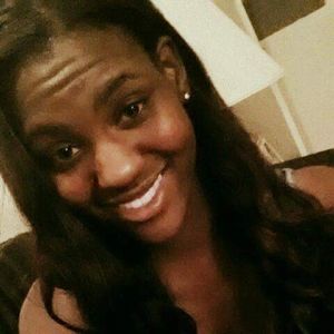 Meet your Posher, Gabrielle