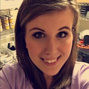 Meet your Posher, April