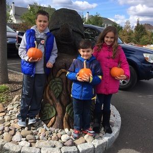 Meet your Posher, Brikena