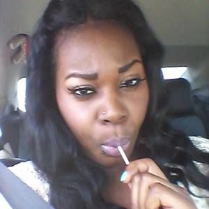 Meet your Posher, Ianna