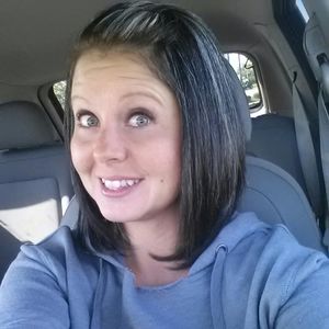 Meet your Posher, Holly