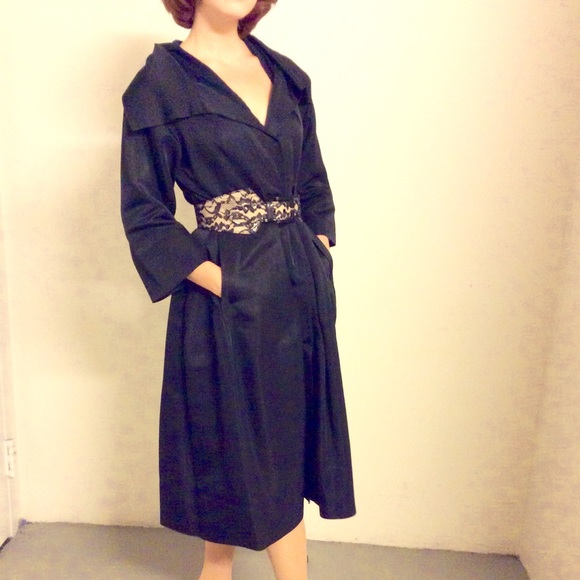 HOST PIC❤️AUDREY HEPBURN FINAL PRICE!!!! - Picture 2 of 3