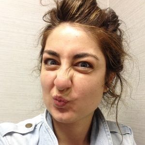 Meet your Posher, Rina