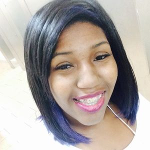 Meet your Posher, Shyra