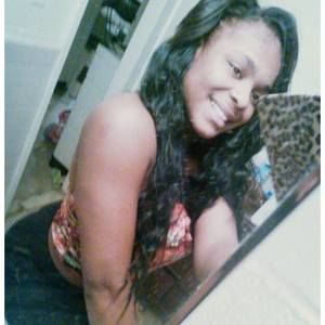 Meet your Posher, Alexia