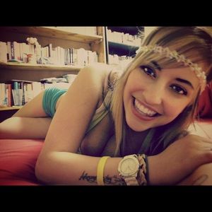 Meet your Posher, Hailey