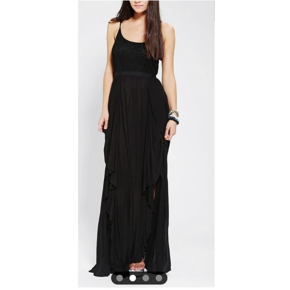 Urban Outfitters Kimchi Blue Willow Lace Top Maxi