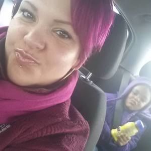 Meet your Posher, Nadina