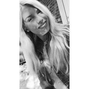 Meet your Posher, Nicole