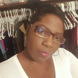 Meet your Posher, Lashunda