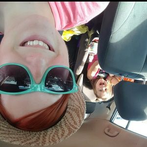 Meet your Posher, Krystin