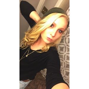 Meet your Posher, Lauren