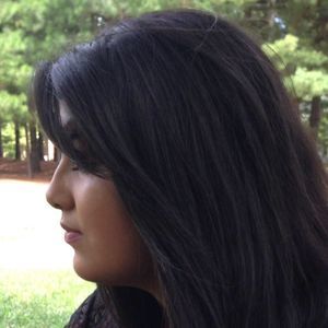 Meet your Posher, Mayra g.