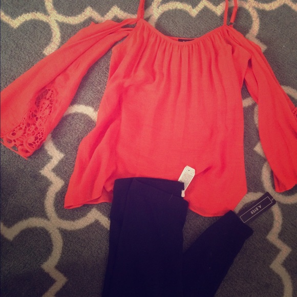 A. BYER Cold Shoulder Top