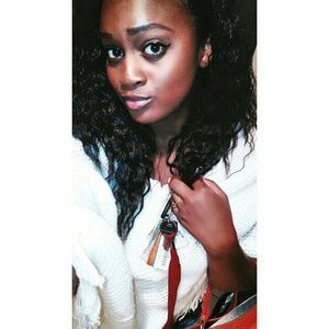 Meet your Posher, Loreal