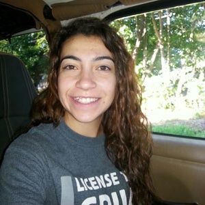 Meet your Posher, Rebecca