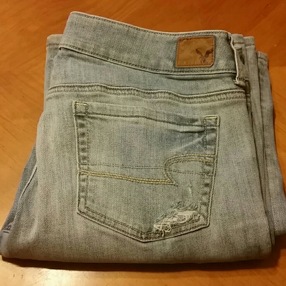 American Eagle Distressed Jeans