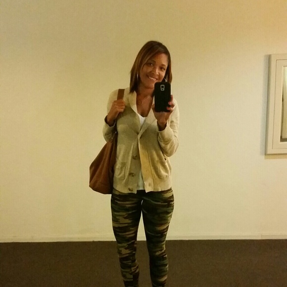 Meet your Posher, Nadea