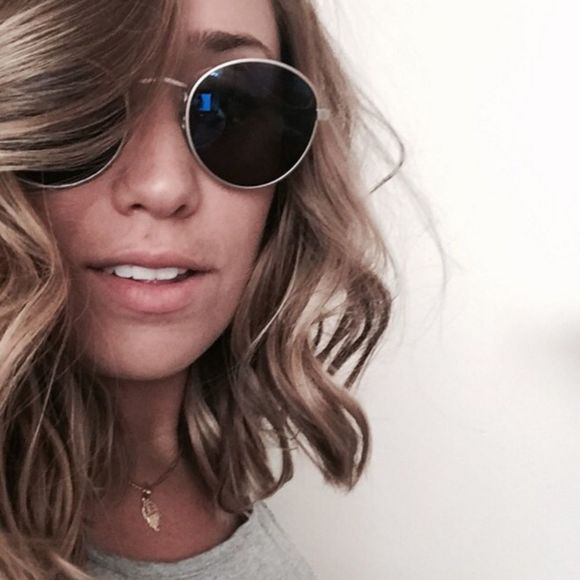 Meet your Posher, Kirsten - Picture 1 of 1