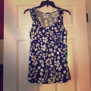 Black & white floral top