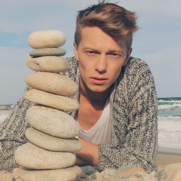 Meet your Posher, Mathew