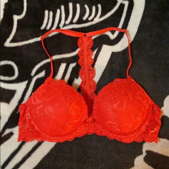 VS red T back bra